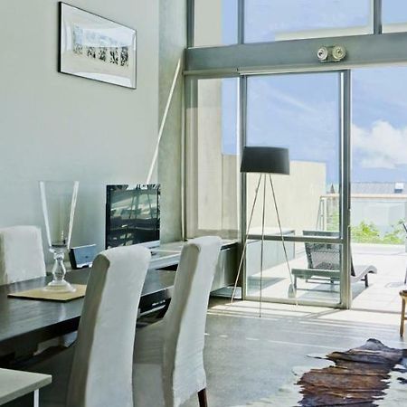 City Fringe Apartment With Sky Tower And City Views Auckland Dış mekan fotoğraf