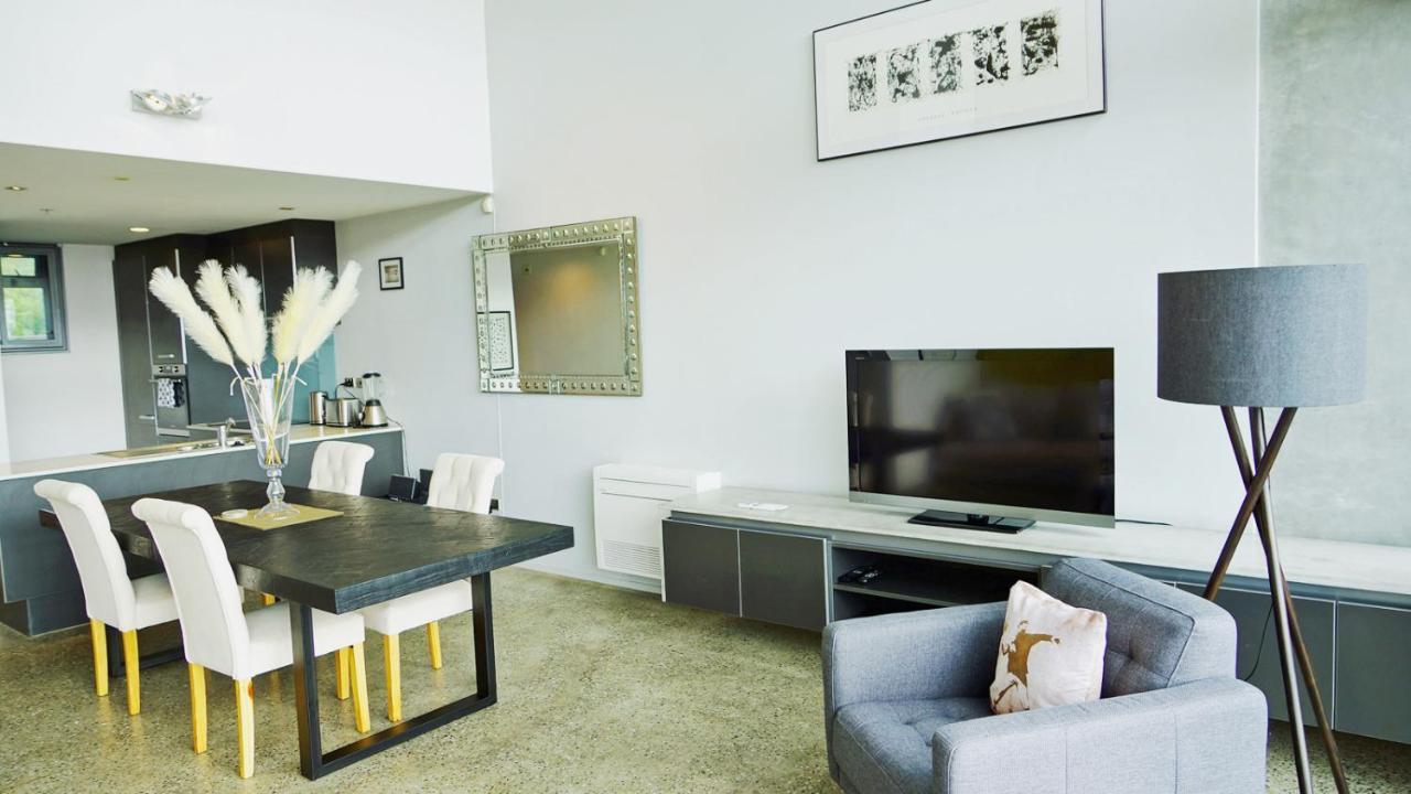 City Fringe Apartment With Sky Tower And City Views Auckland Dış mekan fotoğraf
