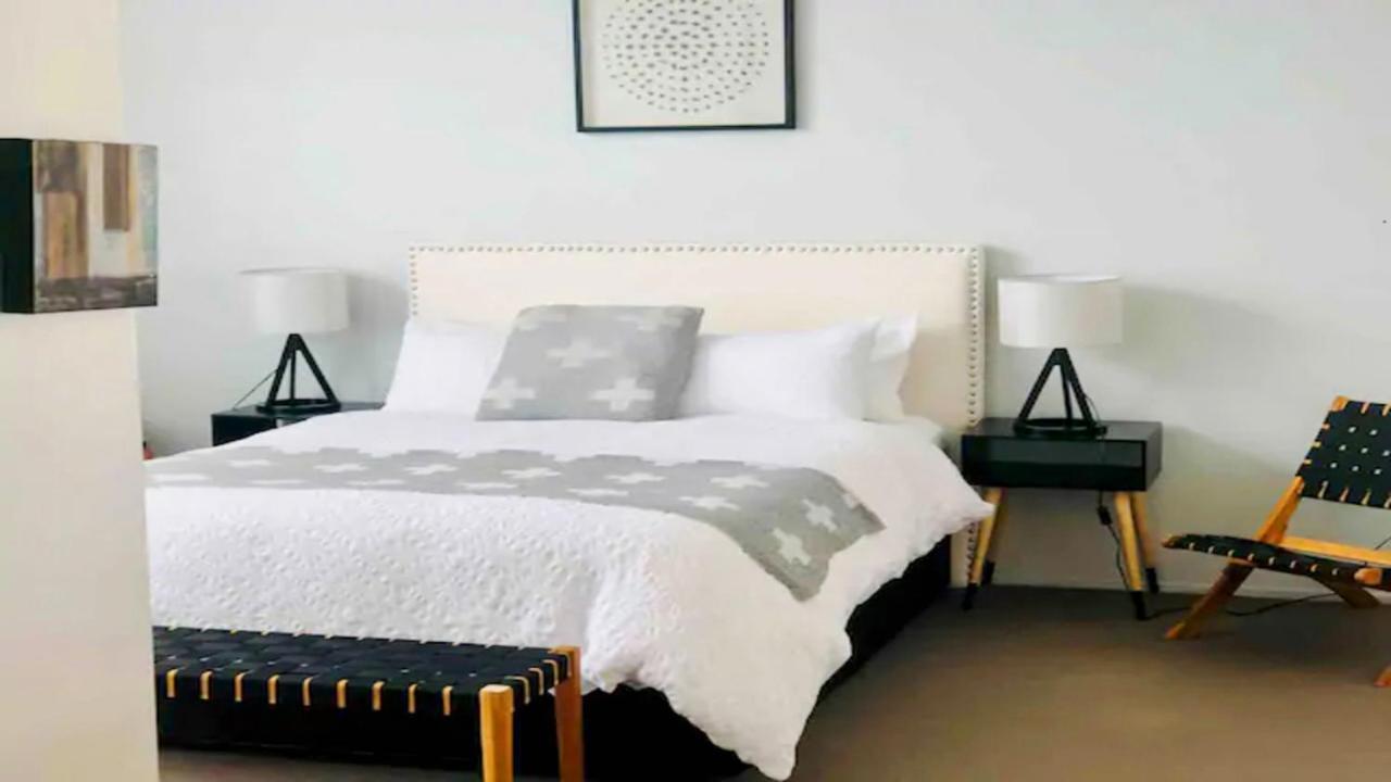 City Fringe Apartment With Sky Tower And City Views Auckland Dış mekan fotoğraf